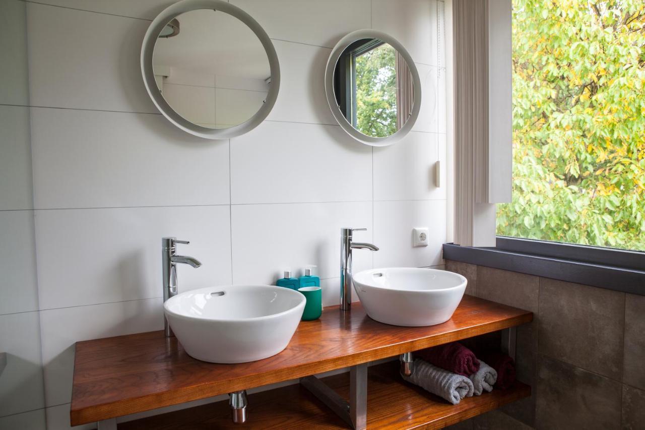 Bed and Breakfast De Heidestroper Eindhoven Esterno foto